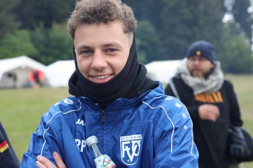 Singen am Lagerfeuer