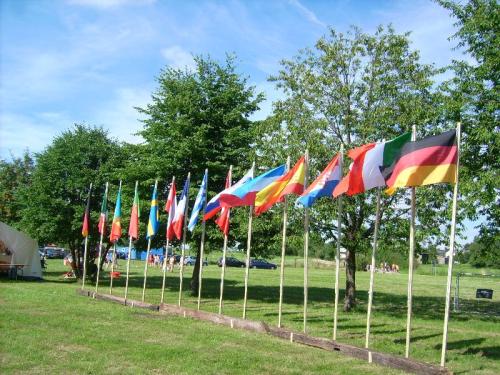 20080730 1718448763 fahnen hisse1n