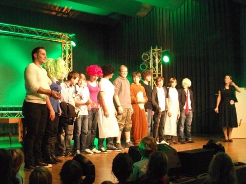 20101209 1489384550 9