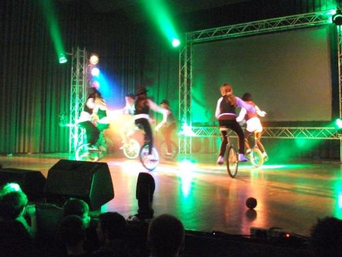 20101209 1571242614 2